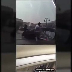 فيديو سيارة كرايسلر تثير غضب السعودية بسبب فتاة!