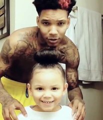 فيديو تسريحات الشعر المجعد للفتيات الصغيرات بطريقة سهلة ومميزة