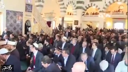 Tải video: فيديو الرئيس التركي رجب طيب أردوغان يتلو آيات من القرآن الكريم بصوته في مناسبة عامة ويبهر الجميع بصوته الرائع