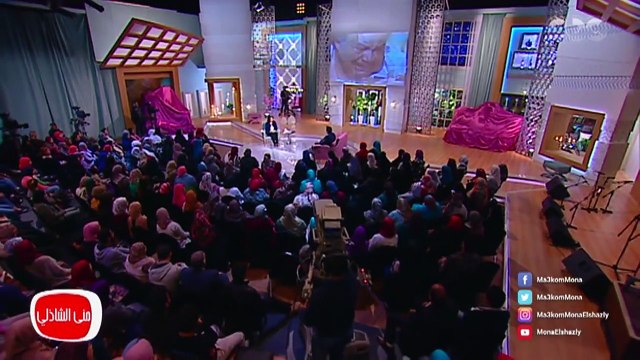 فيديو بكاء معتز الدمرداش على الهواء بعد حديثه عن والدته كريمة مختار