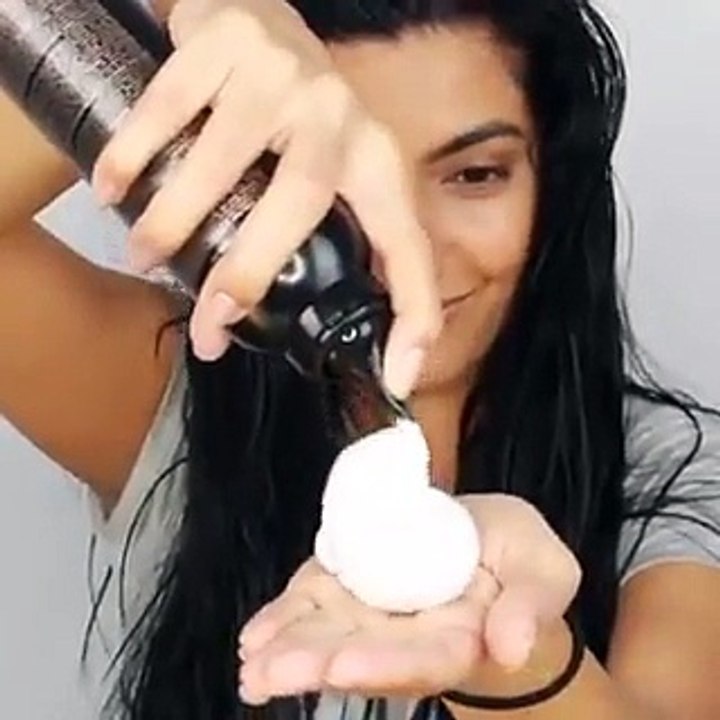 بالفيديو طريقة سهلة للحصول على شعر كيرلي ببساطة...