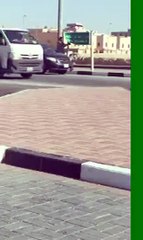 فيديو القبض على سائق سعودي بعد هذا التصرف الغريب!