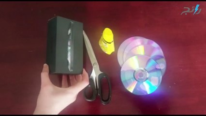 بالفيديو طريقة عمل صندوق للاكسسوارات من سي دي قديم