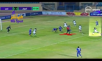 بالفيديو: حكم مصري يسجل هدف في مباراة كرة قدم!