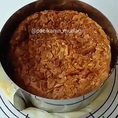 طريقة عمل كيكة العسل الألمانية بالفيديو