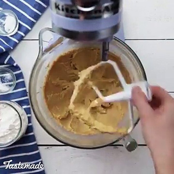 فيديو طريقة تحضير كيك الكوكيز بالنوتيلا