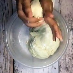 طريقة عمل فطائر التمر بالفيديو