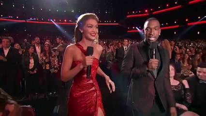 فيديو الفلسطينية الحسناء جيجي حديد تسخر من ميلانيا ترامب