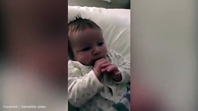 بالفيديو: طفل لم يتجاوز عمره الشهرين يتحدث لوالدته!