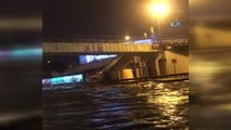 Kadıköy'de Sel Sularının Bastığı Alt Geçit Dereye Döndü