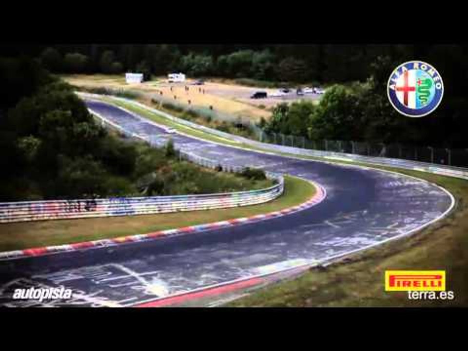 El Alfa Romeo 4C vuela en Nürburgring