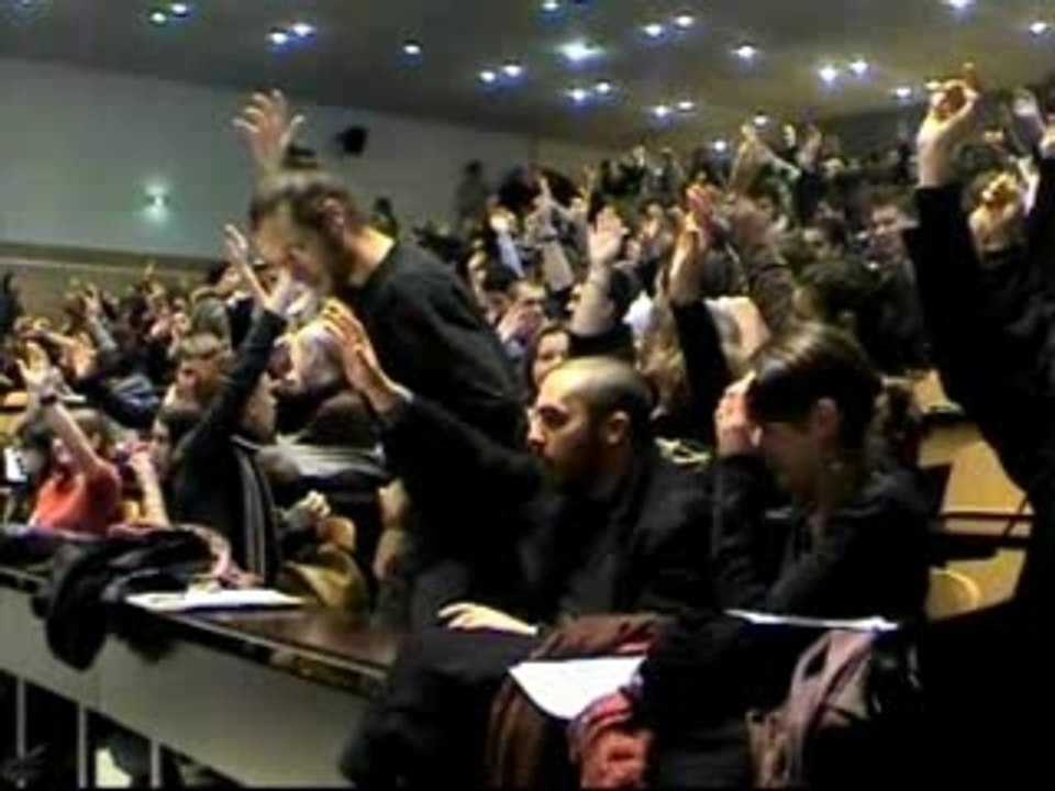 Assemblée  générale fac de sciences lundi 3 décembre