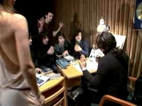 HUSHPUPPIES - Bad Taste and Gold on the Doors