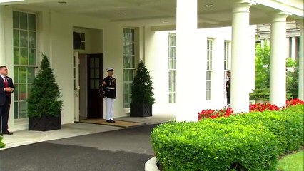 Marcelo chegou e deu a provar a Trump do seu próprio "veneno"