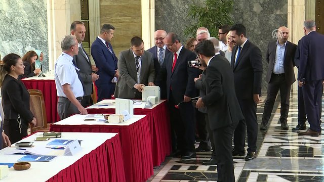 Milletvekilleri kayıt yaptırıyor - TBMM