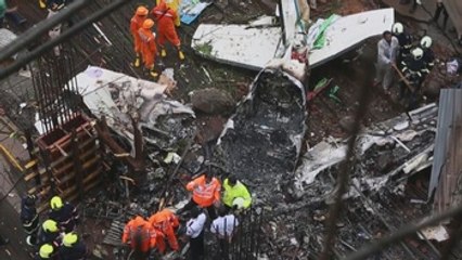 Cinco muertos al estrellarse una avioneta en la ciudad india de Bombay