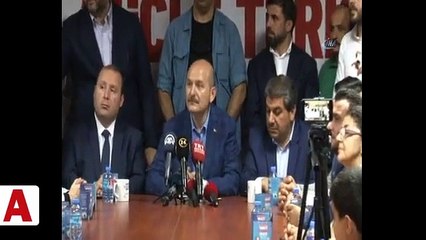 Descargar video: İçişleri Bakanı Soylu: �Valilere talimat verdim. CHP İl Başkanlarını şehit cenazelerinde protokole kabul etmeyin diye�