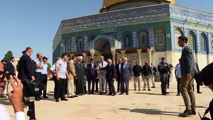 Prince William visits al-Aqsa Mosque in Jerusalem