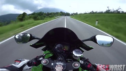 MAXWRIST PULLED OVER BY POLICE