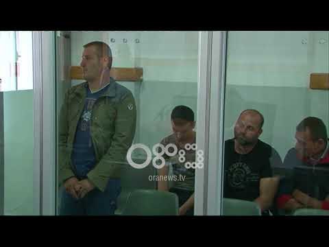 Ora News - Toyotat me 3.4 milione euro , katër të arrestuarit dalin para gjykatës