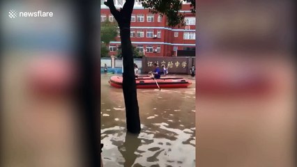 Heavy rainstorm causes flash floods in eastern China