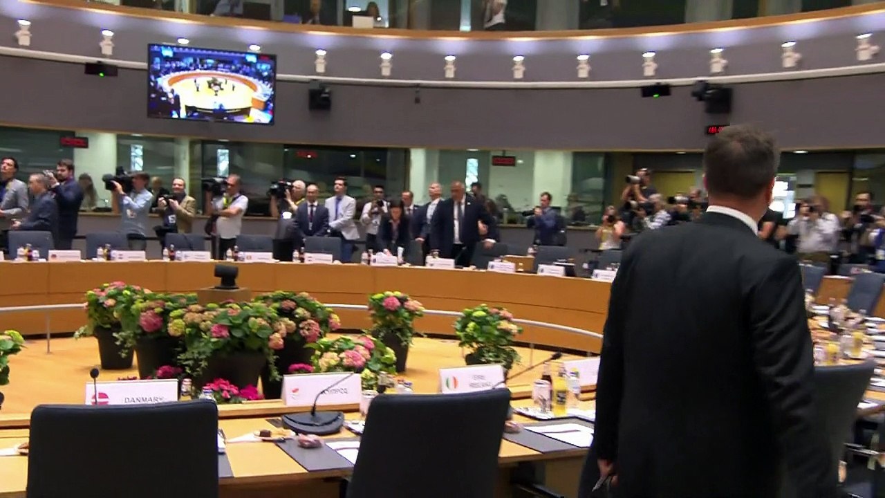 União Europeia enfrenta cúpula decisiva
