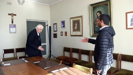 Papa aceita mais renúncias