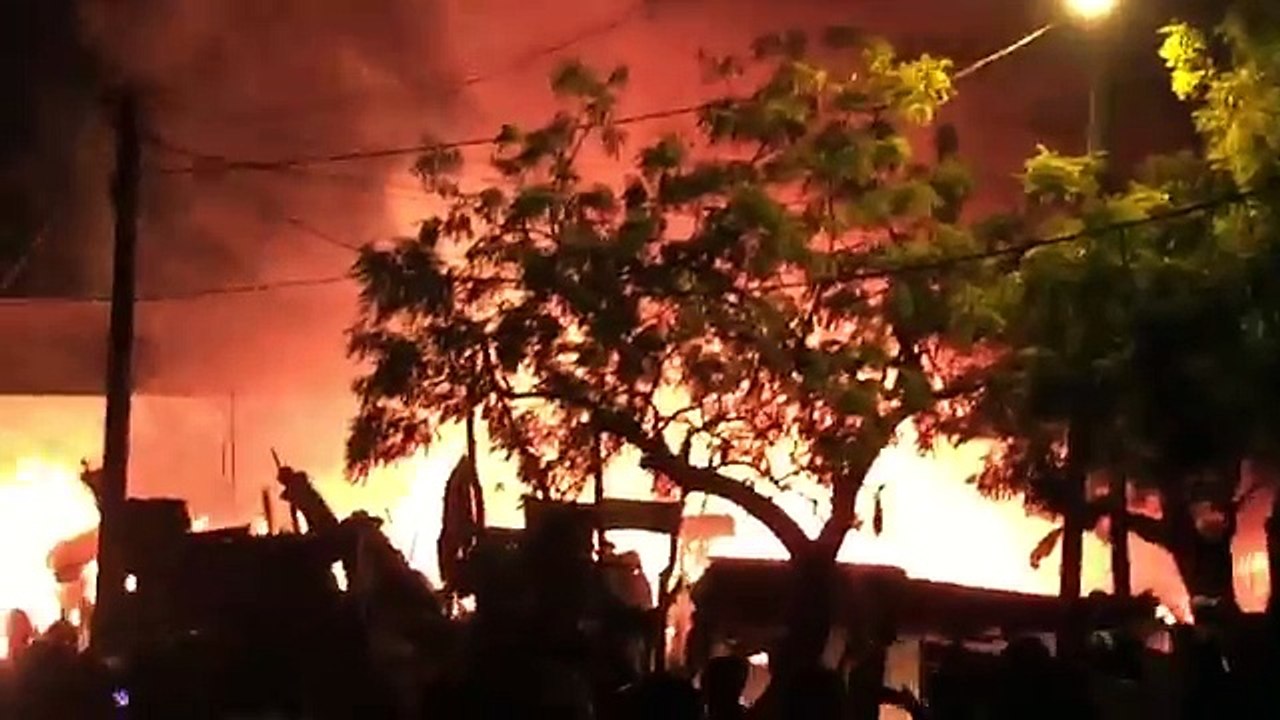 Urgent Grave incendie à Fass une maison prend feu...
