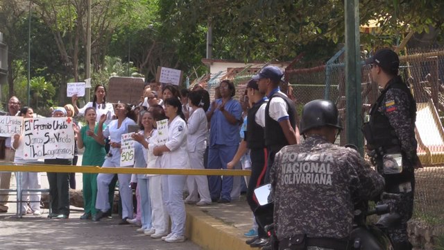 Médicos venezolanos apoyan protesta de enfermeros