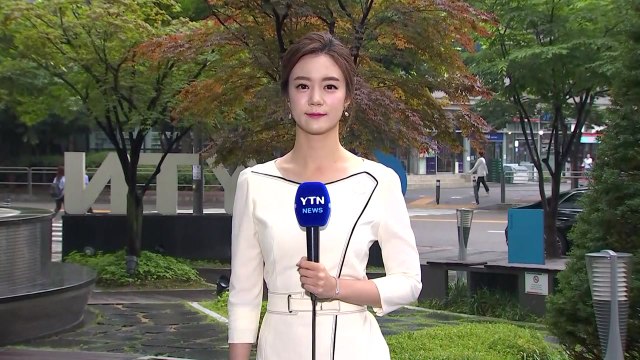 [날씨] 내륙 무더위, 남부 소나기...주말 전국 장맛비 / YTN