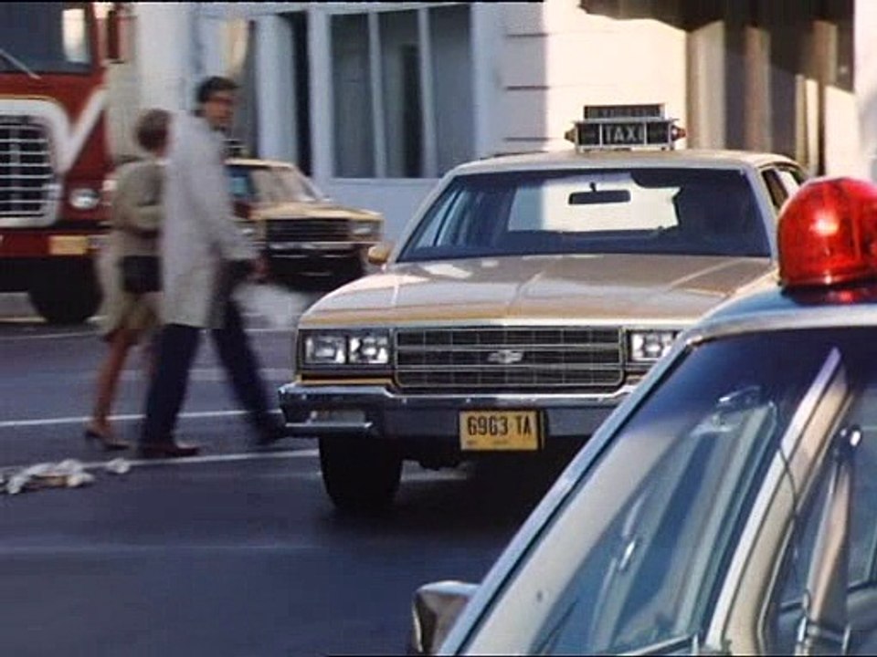 Mike Hammer  S02E08 - Der importierte Tod