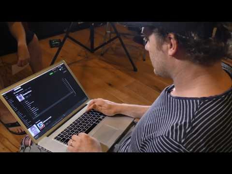 Behind the Music: Tjeerd Bomhof over Dazzled Sticks