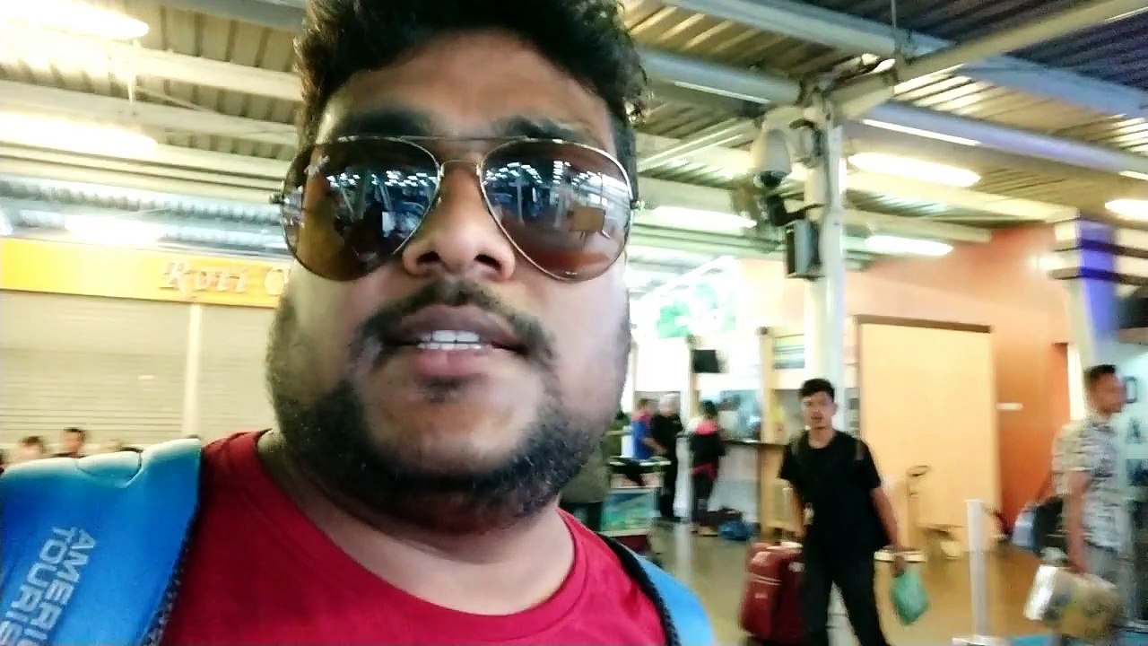 Episode 7 | Caught A Bus From JAKARTA Airport To MANGGA DUA Mall | Full Guide Hindi | Travel VLOG 2018