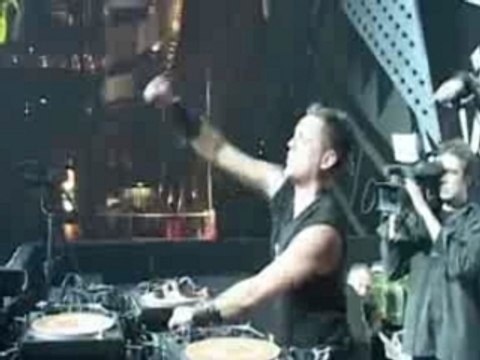 Qlimax 2004