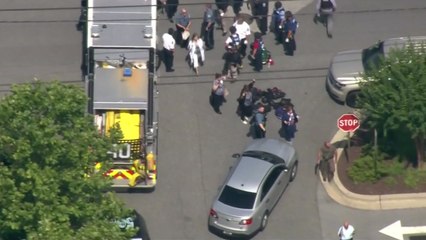 美 신문사에서 총격..."5명 사망·여러 명 부상" / YTN