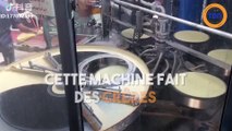 Cette machine fait des crêpes
