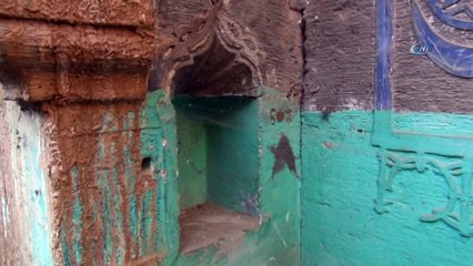 120 yıl önce Bitlis'in ileri gelen ailelerinden Ahmet Ağa tarafından yapılan tarihi ev restore ediliyor