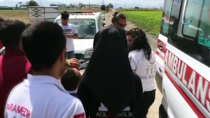 Kamyonete tren çarptı, sürücü hurdaya dönen araçtan hafif yaralı olarak kurtuldu