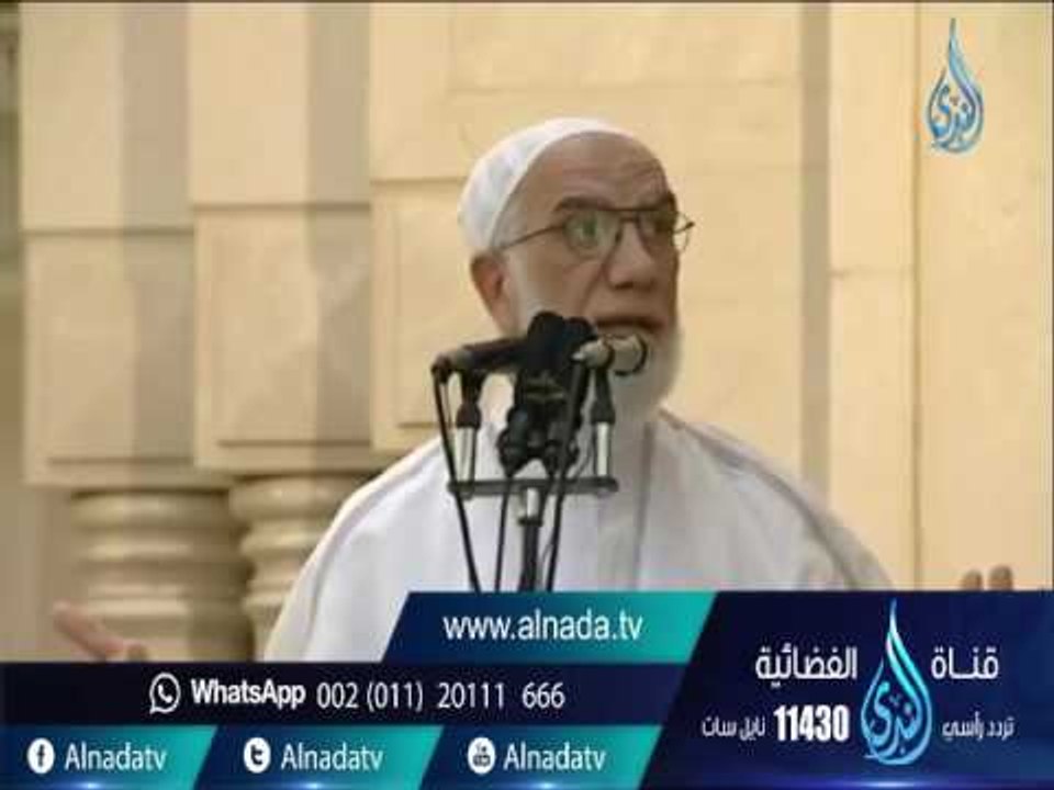 بكاء مذيعة أجنبية علي الطفل السوري  | الشيخ عمر عبد الكافي