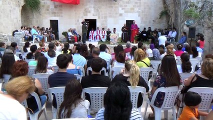 Dünyanın ilk mağara kilisesinde bayram ayini