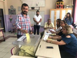 CHP'li Eren Erdem Tutuklandı