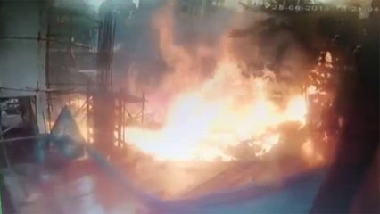 Mumbai Plane Crash का खौफनाक CCTV footage, Watch Video | वनइंडिया हिंदी