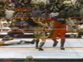 WWE Raw - Kane Chokeslams Chyna