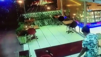 Kediye şiddet kameralarda