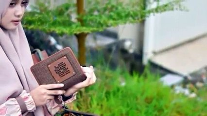 SIAPA TERMERDU VEVE ZULFIKAR, SULAIMAN AL MUGHNI, NISSA SABYAN (DEEN ASSALAM)