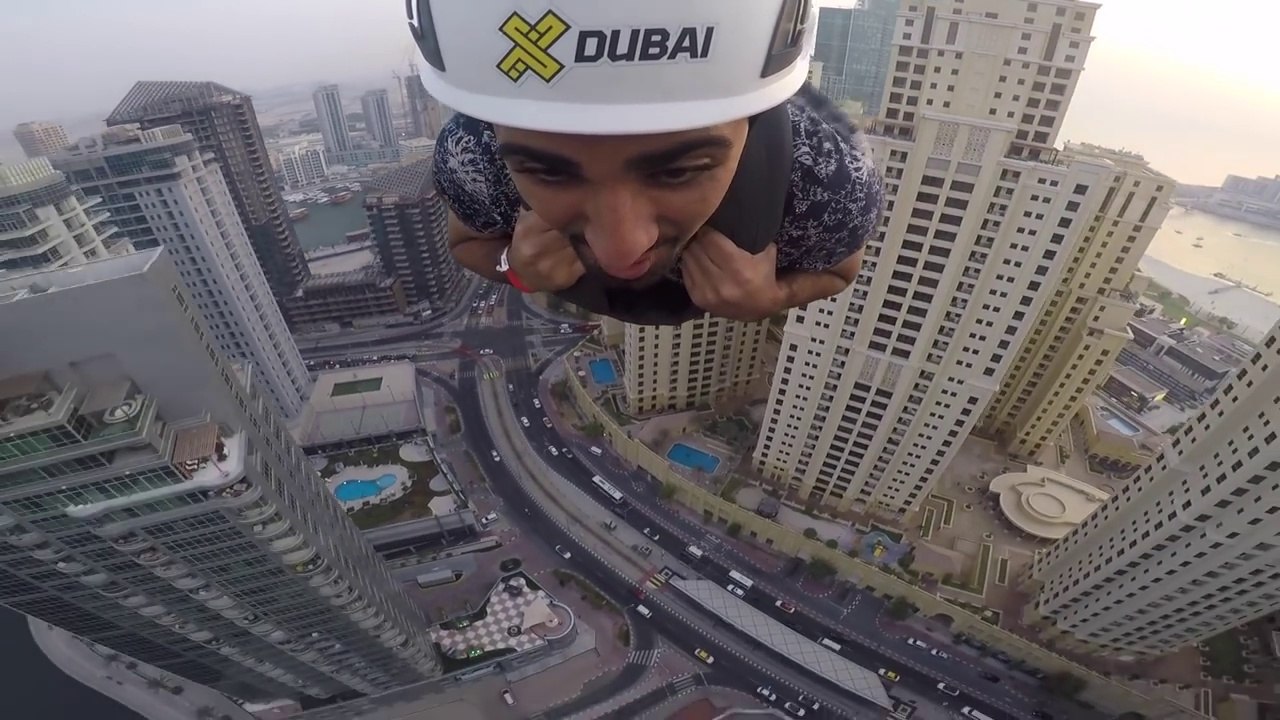 I JUMPED OFF A BUILDING !!!