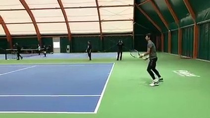 Tuning my guitar  Piatti Tennis Center