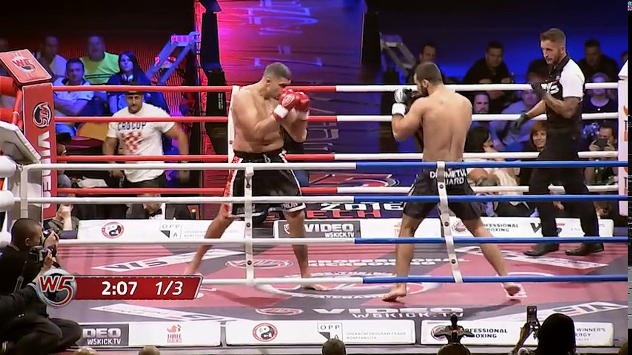 Tomas Hron vs Andrei Stoica W5 Grand Prix Legends in Prague