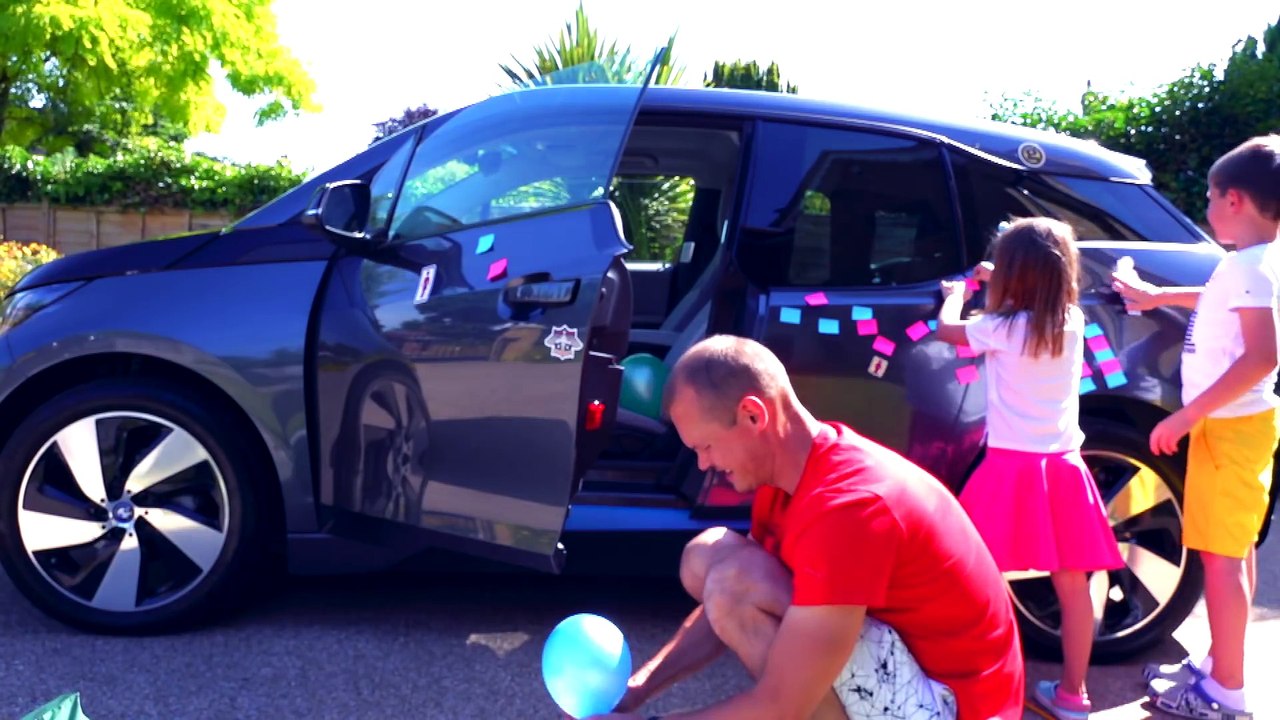 Разыграли маму ЗАСЫПАЛИ машину ШАРИКАМИ или BALLOONS PRANK IN MY MOM's CAR