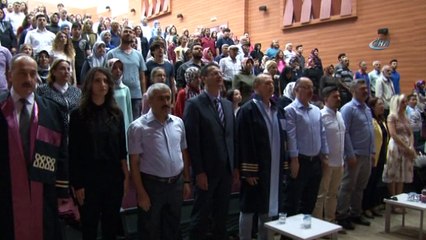 Sapanca sahildeki 10 kafeterya yanarak kül oldu